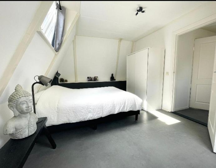 Volledige Bovenwoning Binnenstad Leeuwarden Buitenkant foto